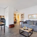 Апартаменты Charming View
