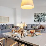 Апартаменты Charming View Белладжо